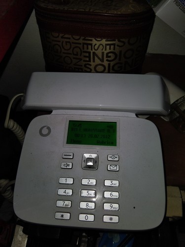 Telefono tavolo con - tavolo,
